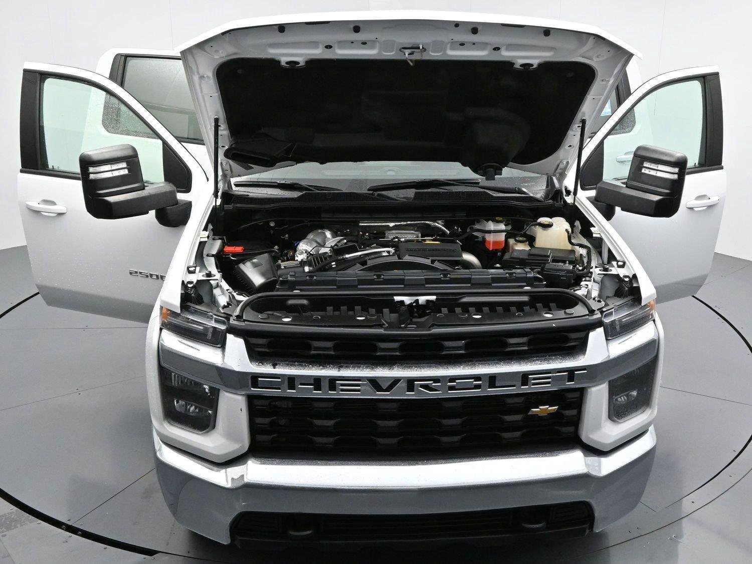 Used 2022 Summit White Chevrolet LT image 41