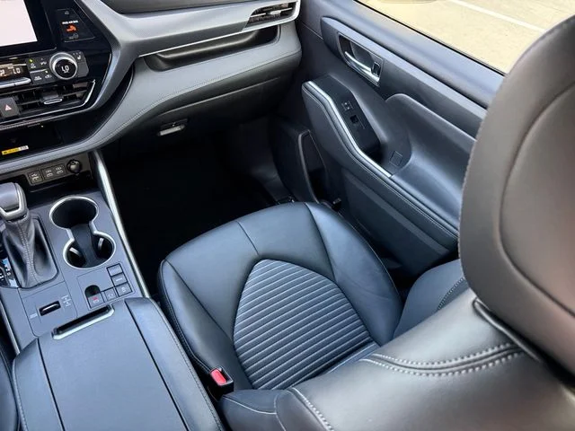 Used 2023 Magnetic Gray Metallic Toyota XSE image 30