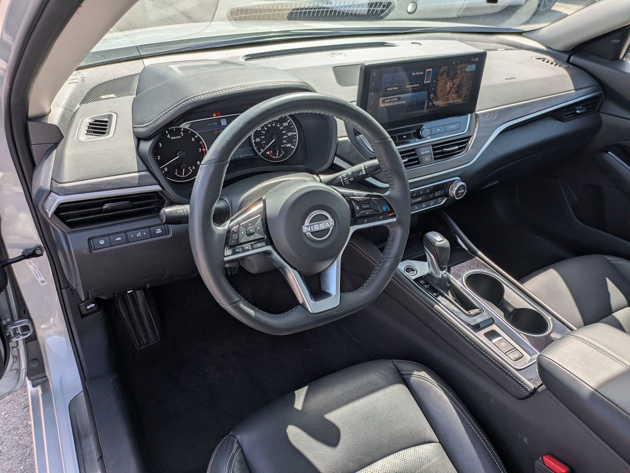 Used 2023 Brilliant Silver Metallic Nissan 2.5 SL image 14