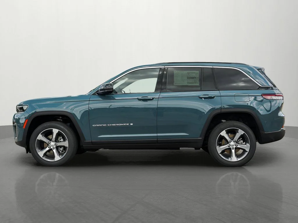 New 2026 Steel Blue Jeep Limited image 3