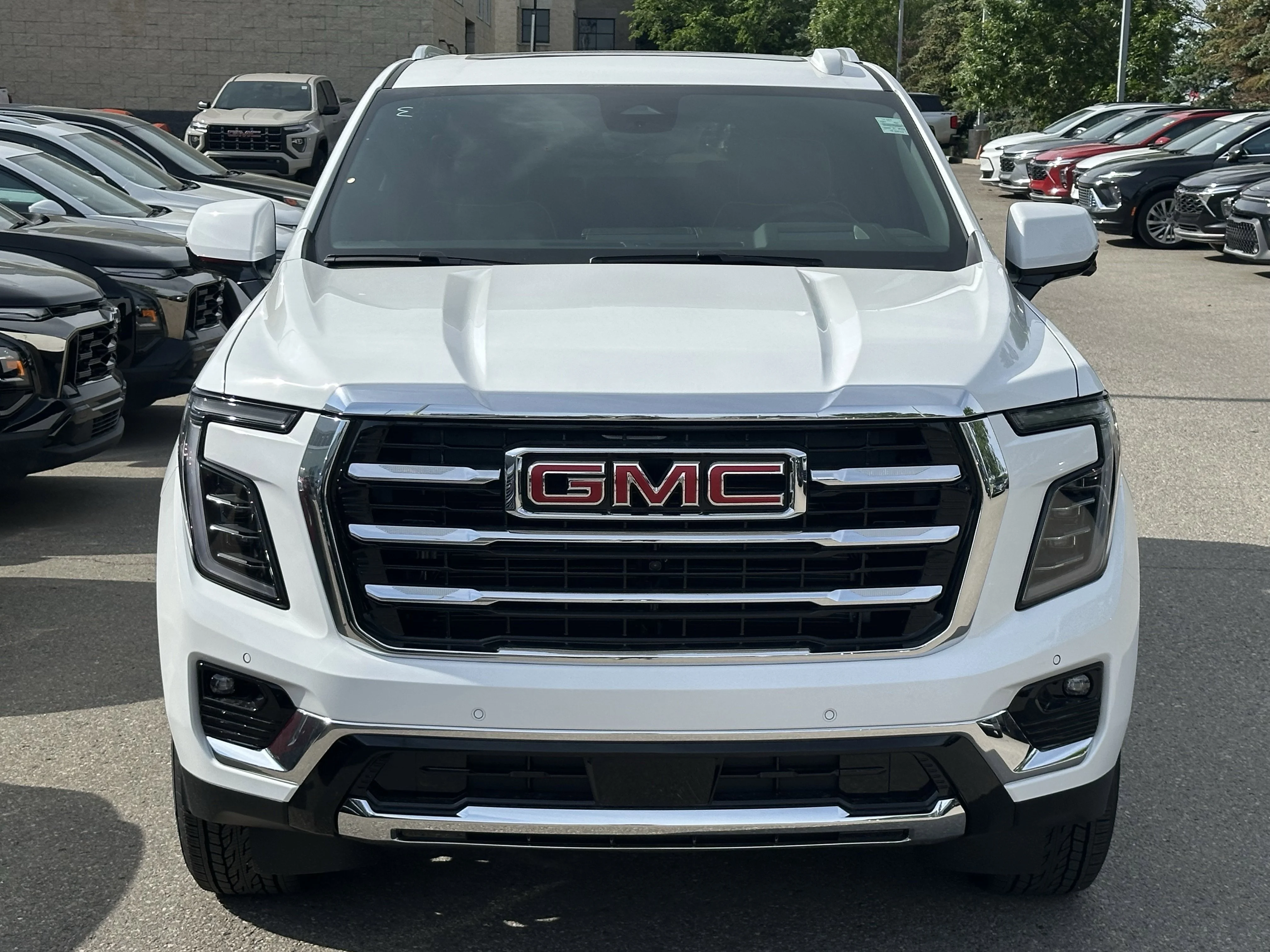 New 2026 Summit White GMC Elevation image 2
