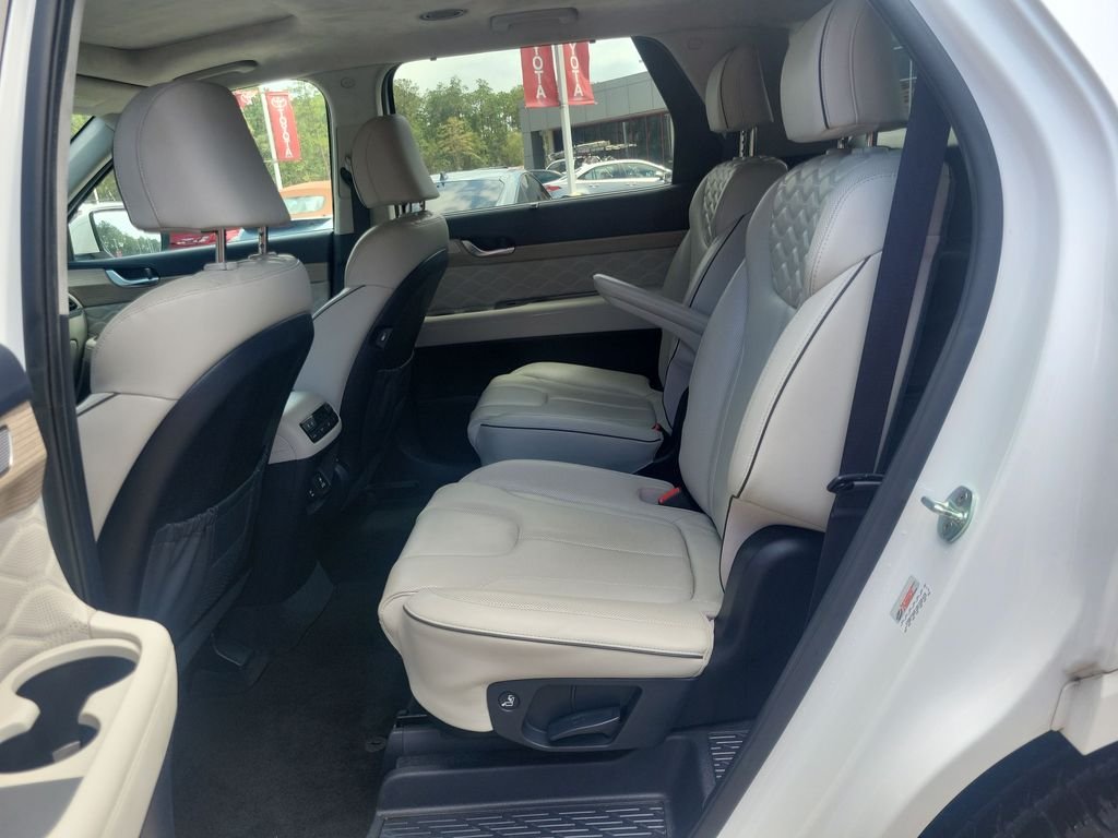 Used 2021 White Hyundai Calligraphy image 32