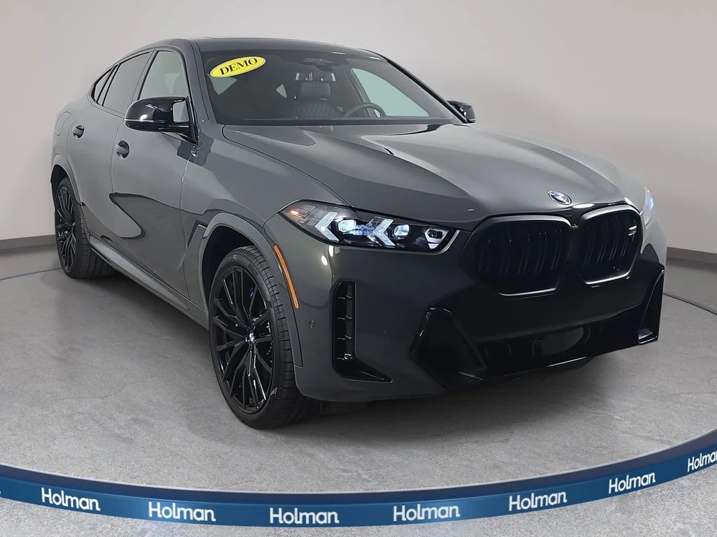 Used 2026 Dravit Grey Metallic BMW M60i image 3