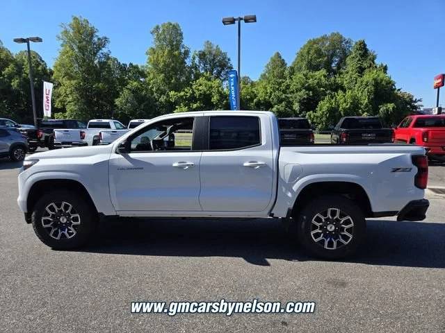 New 2026 Summit White Chevrolet Z71 image 4