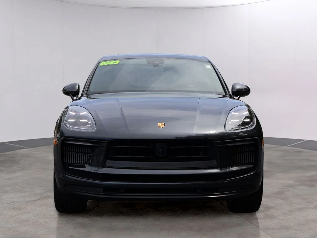 Used 2023  Porsche S image 12