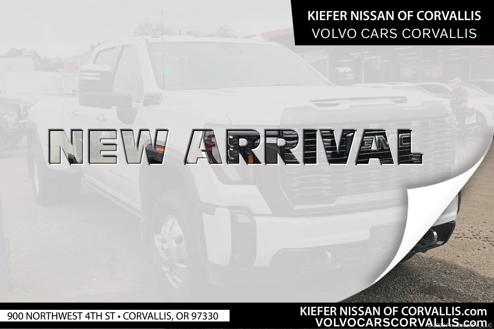 2024 GMC Sierra 4WD Crew Cab LB DRW Denali Ultimate's photo