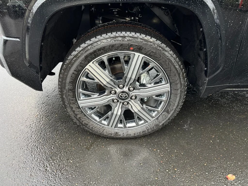 2026 Toyota Tundra Capstone - Photo 10