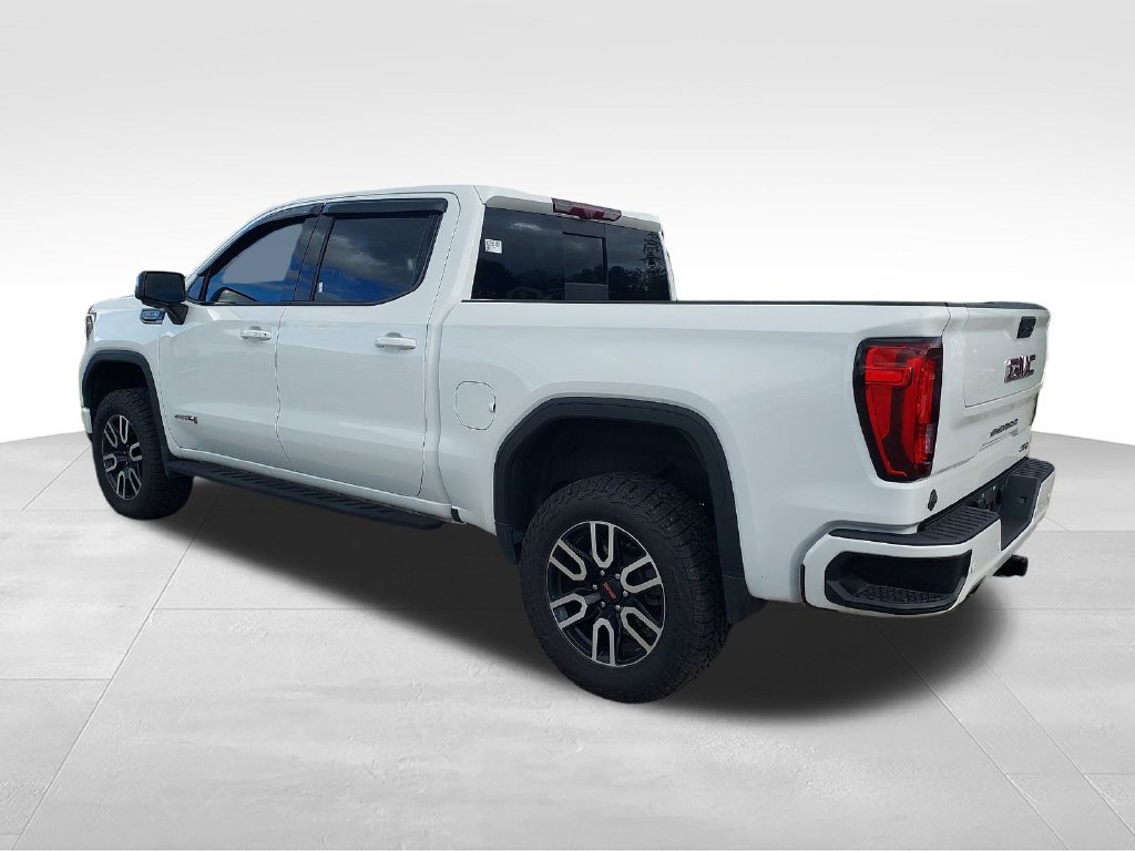 Used 2022 White GMC AT4 image 3
