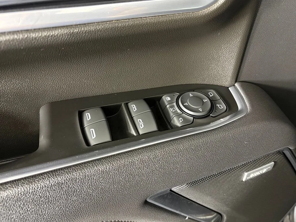 Used 2025 Black Chevrolet LTZ image 18