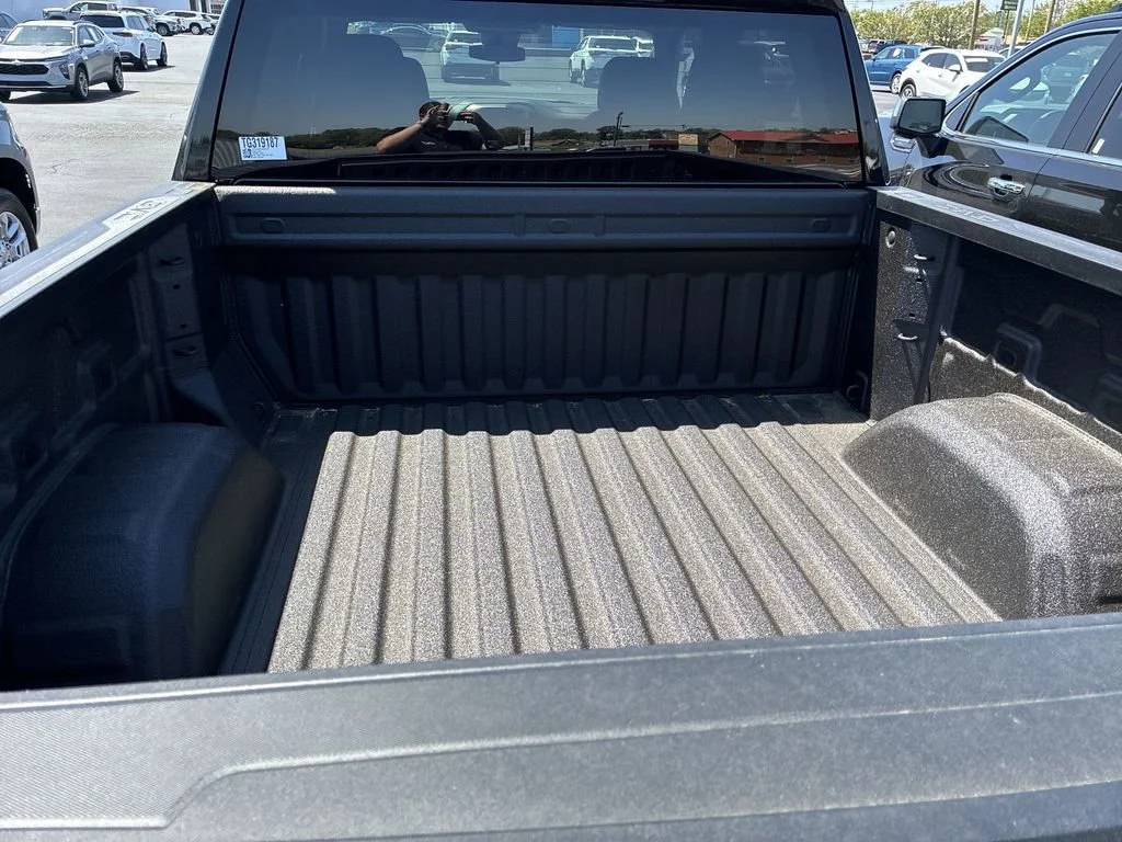 New 2026 Onyx Black GMC Pro image 19