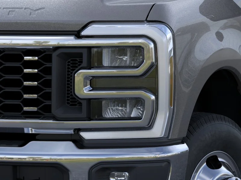 New 2026 Carbonized Gray Metallic Ford Lariat image 18