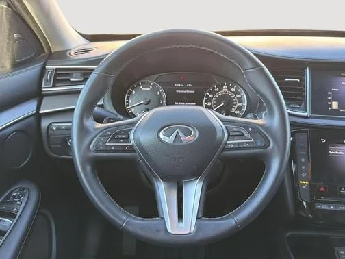 Used 2023 Black INFINITI LUXE image 12