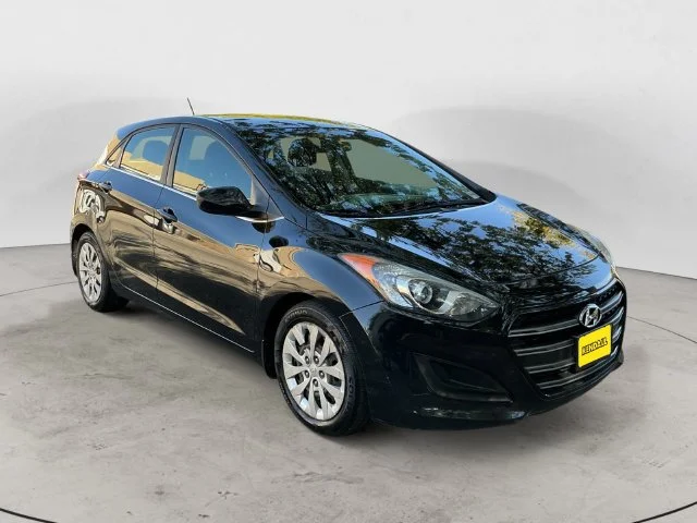 Used 2016 Black Hyundai Base image 3