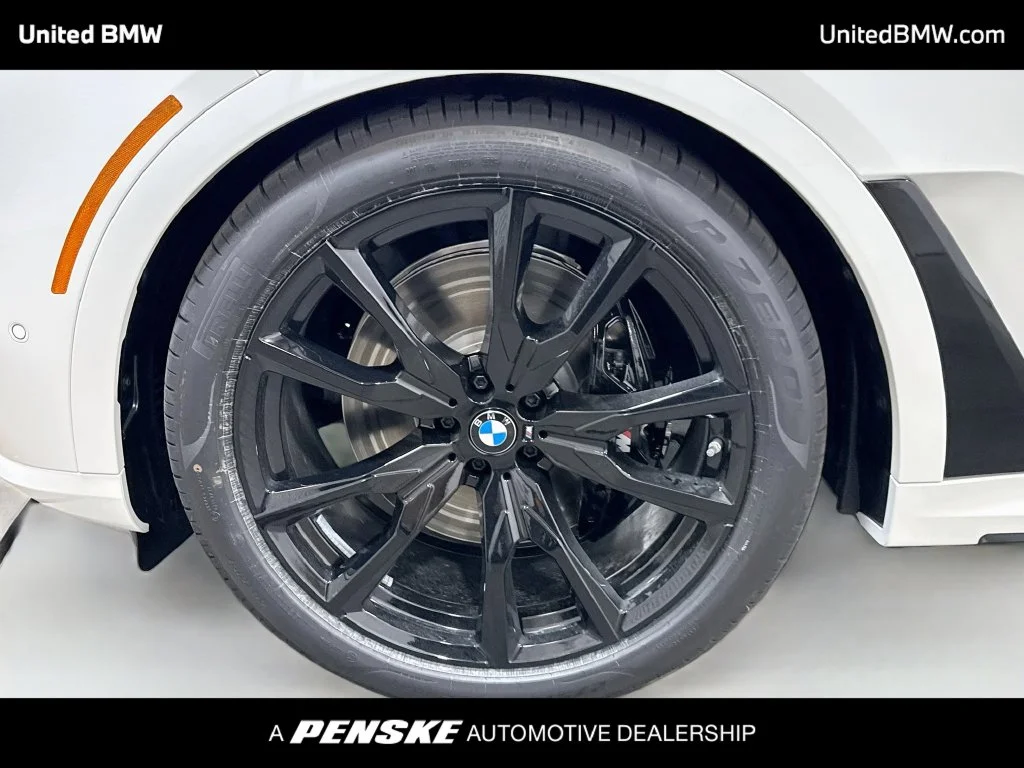 New 2027 Alpine White BMW xDrive40i image 9