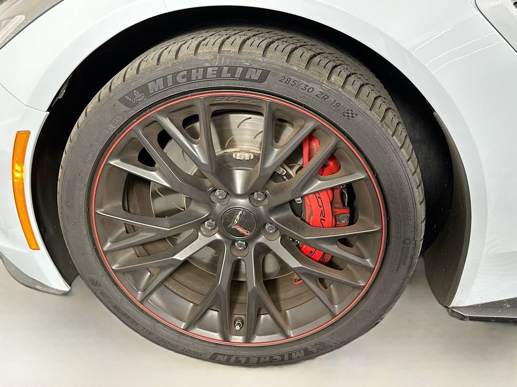 Used 2019 Ceramic Matrix Gray Metallic Chevrolet Grand Sport image 30