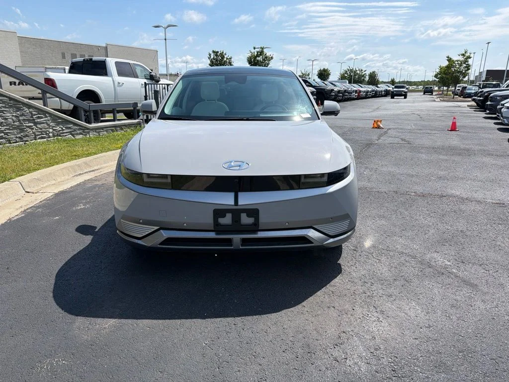 Used 2024 Gray Hyundai Limited image 2
