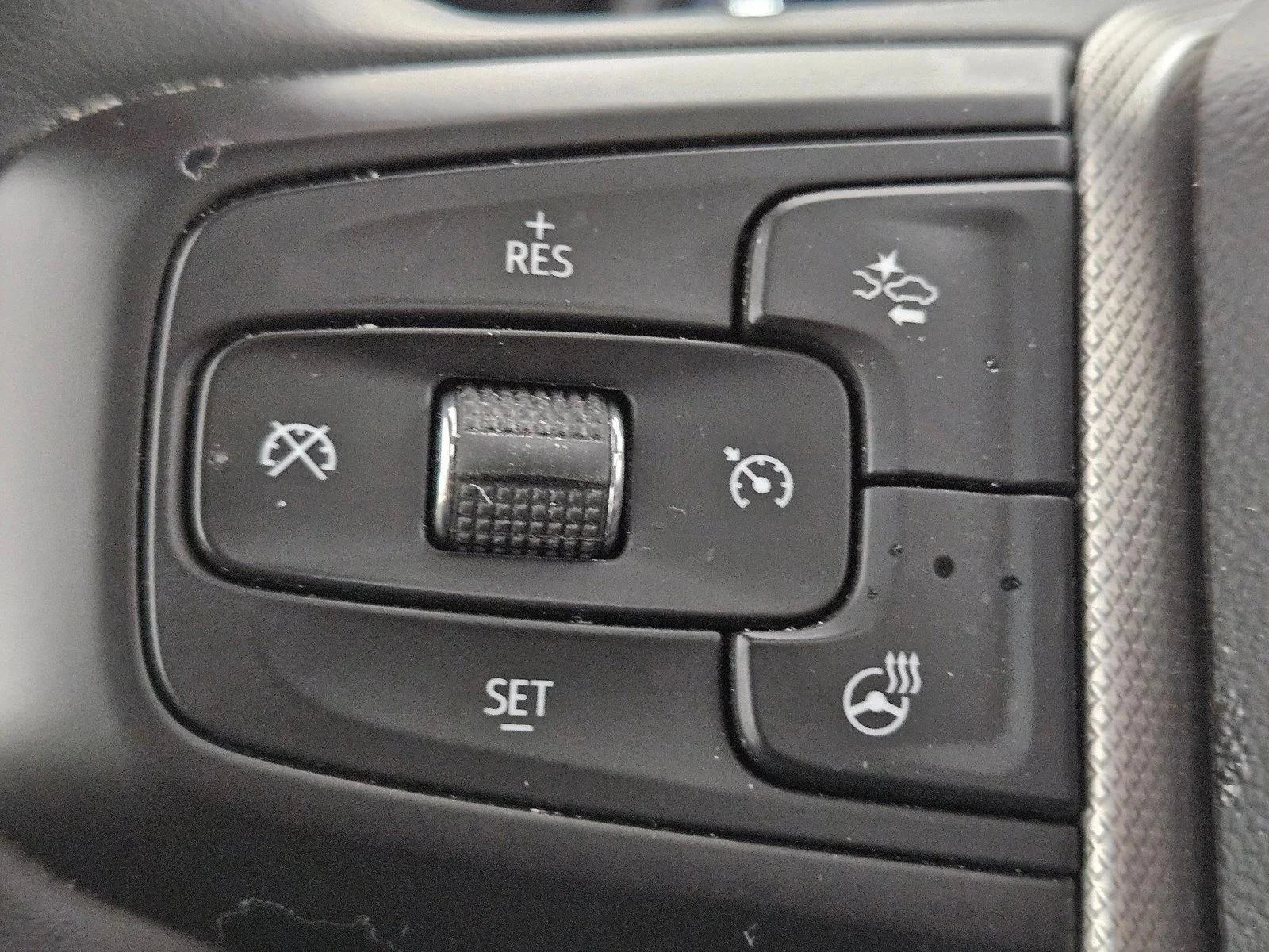 Used 2024 Sterling Metallic GMC Denali image 17