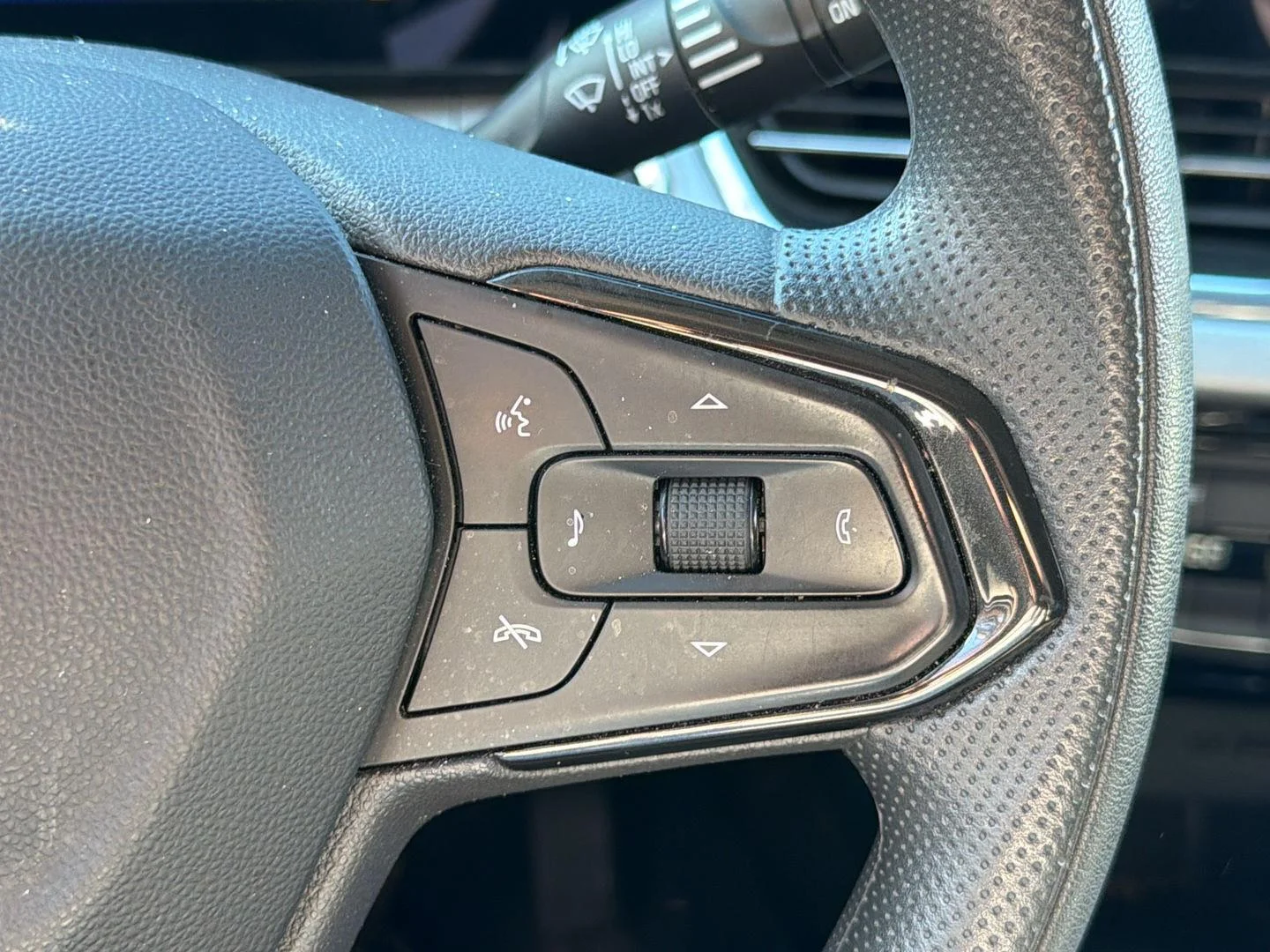 Used 2024 Blue Glow Metallic Chevrolet LT image 19