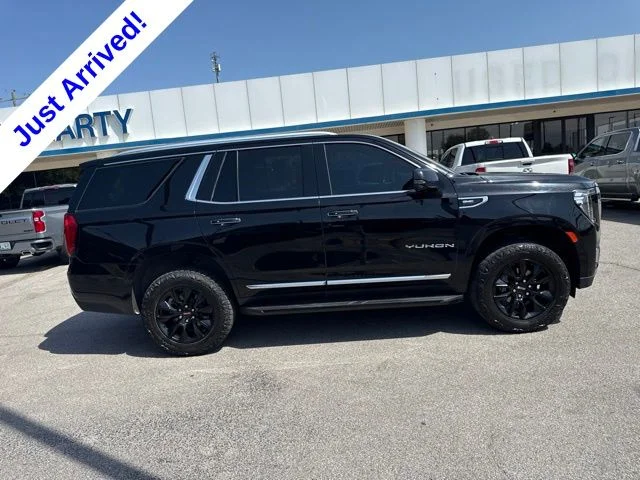 Used 2021 Black GMC SLT image 2