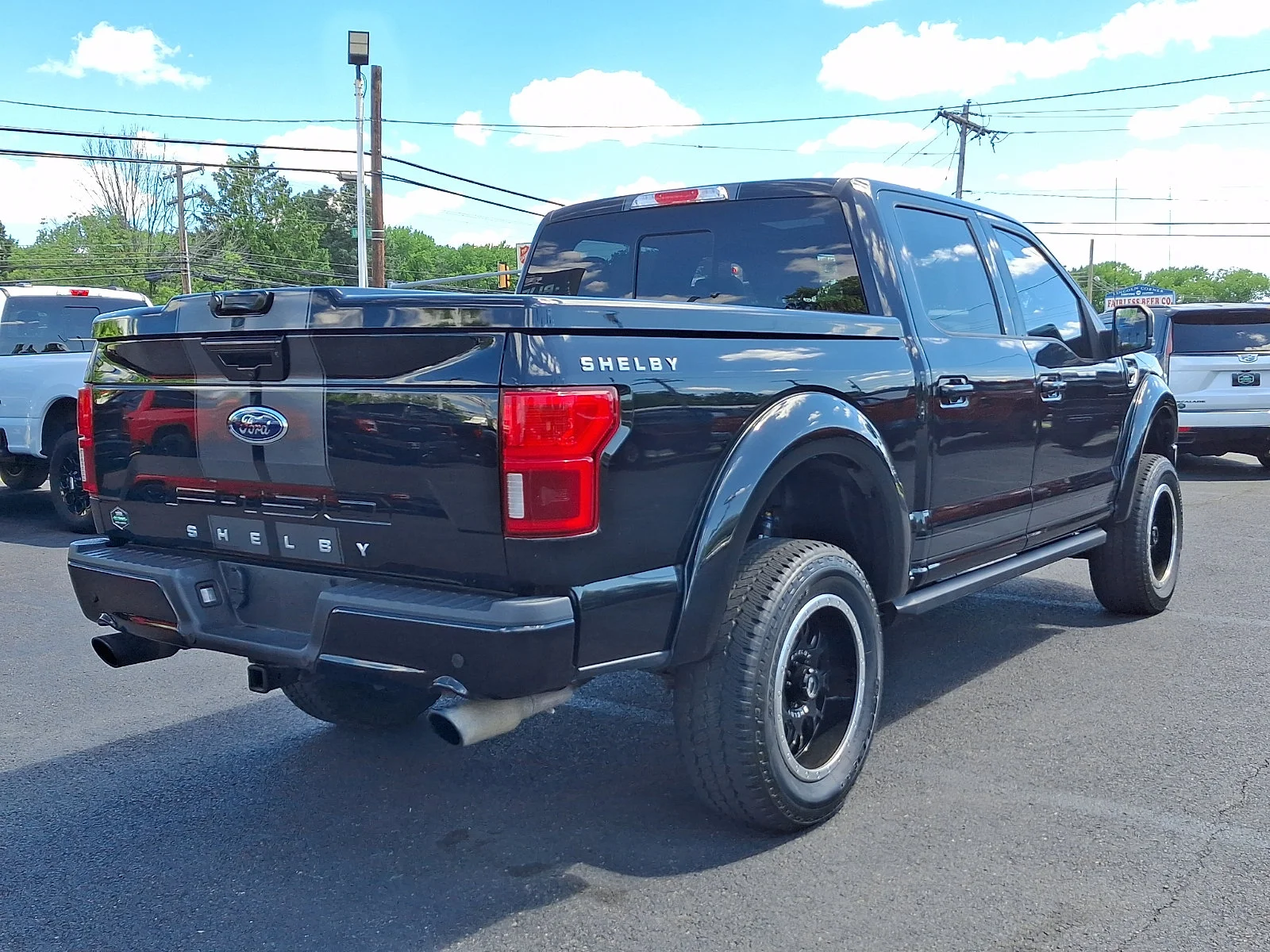 Used 2020 Agate Black Metallic Ford LARIAT image 10