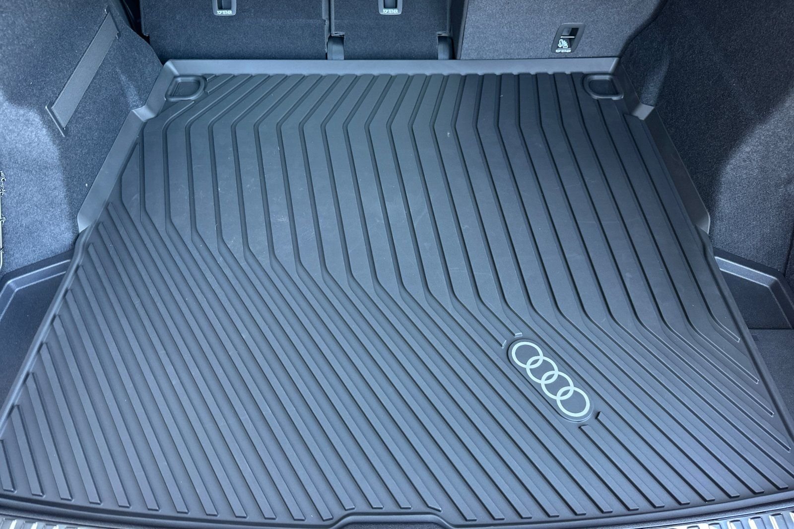Used 2025 White Audi  image 14