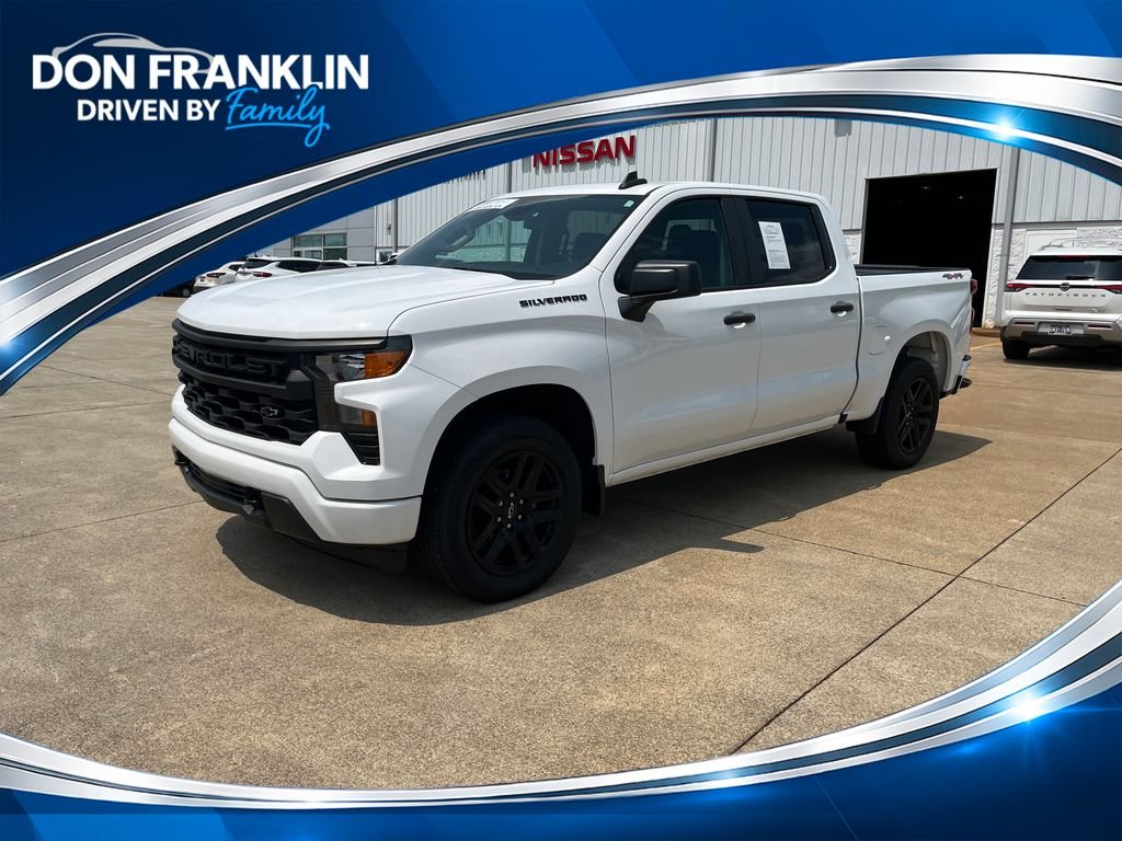 Used 2023 White Chevrolet Custom image 1