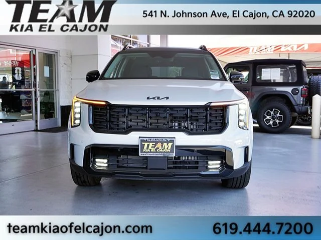 New 2026 White Kia X-Line SX image 4