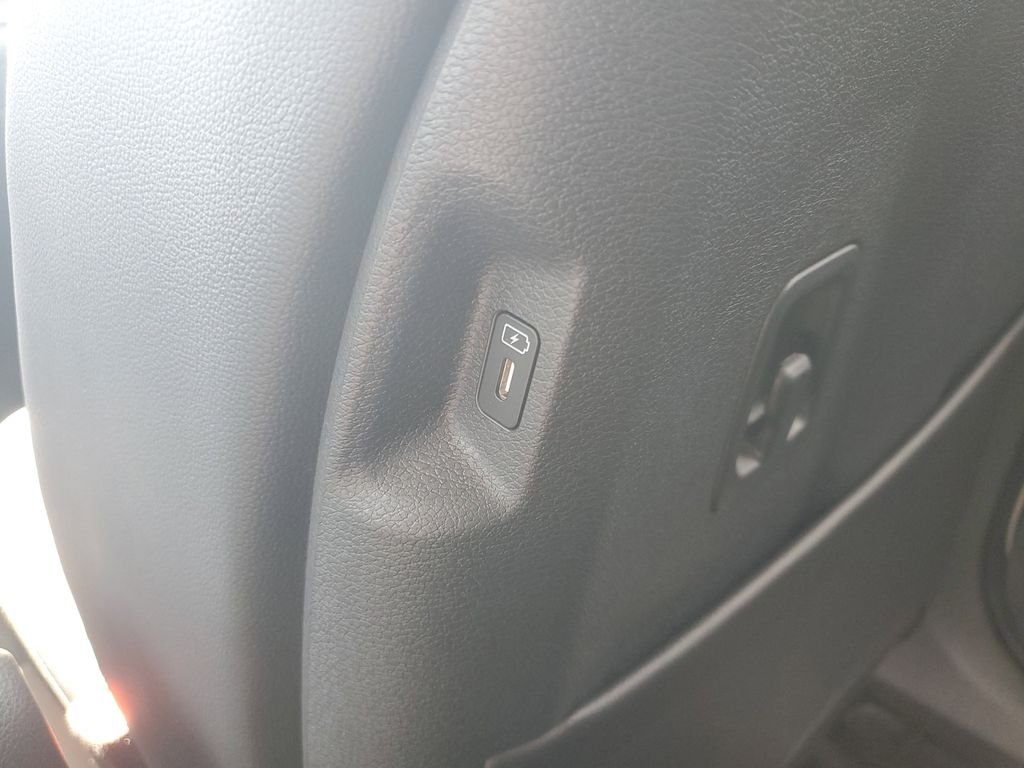 2026 Kia Sportage EX - Photo 23