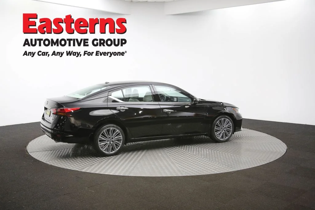 Used 2024 Black Nissan 2.5 SL image 41