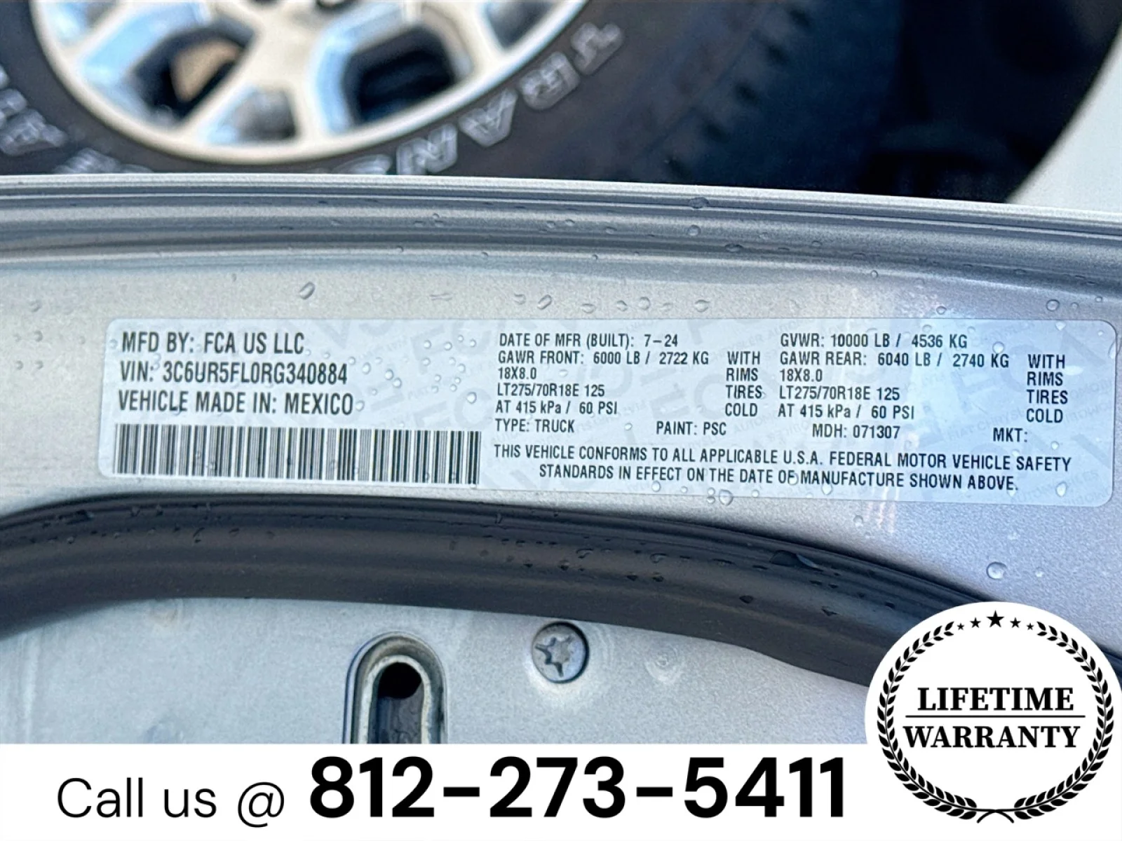 Used 2024 Silver Ram Laramie image 32
