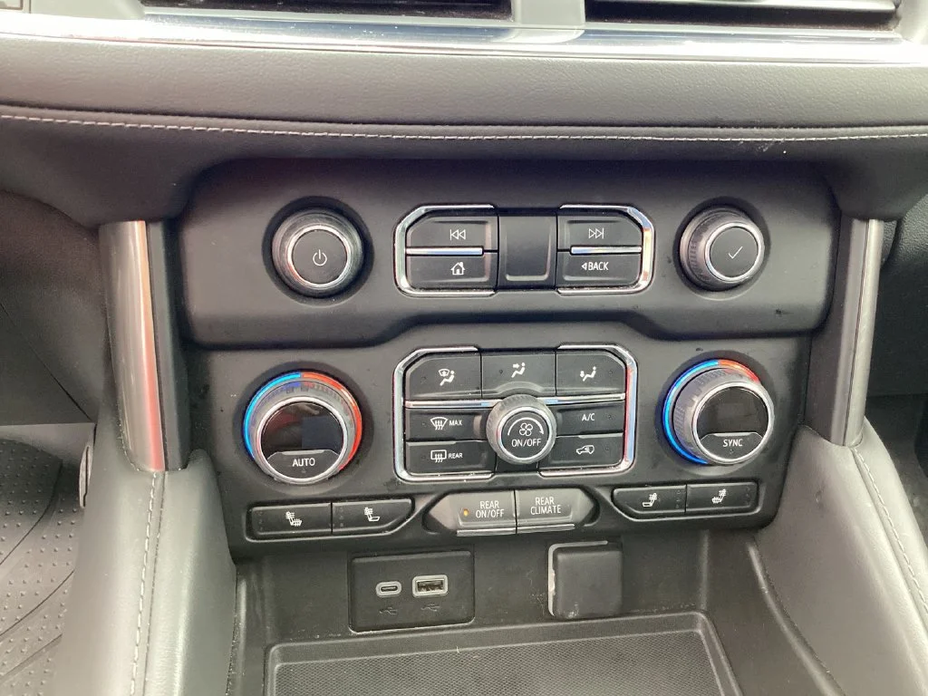Used 2023 MIDNIGHT BLUE METALLIC Chevrolet LT image 37