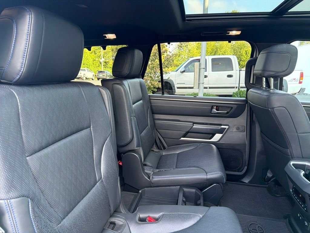 Used 2025  Toyota Limited image 29