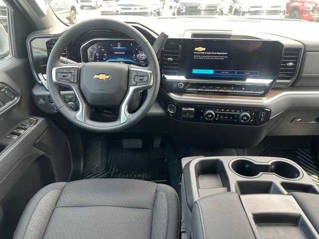 2025 Chevrolet Silverado 1500 LT - Photo 8
