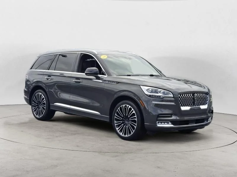 2024 Lincoln Aviator Black Label AWD's photo