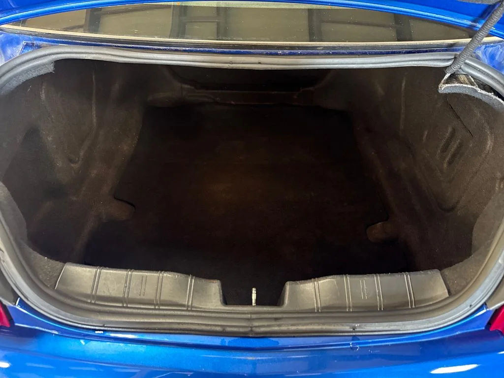Used 2018 Blue Chevrolet 2LT image 28
