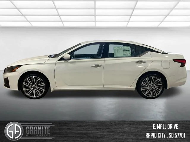 New 2025 White Nissan 2.5 SL image 9