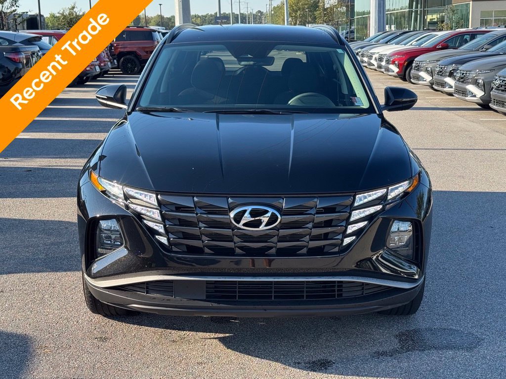 Certified Used 2022 Black Hyundai SEL image 5