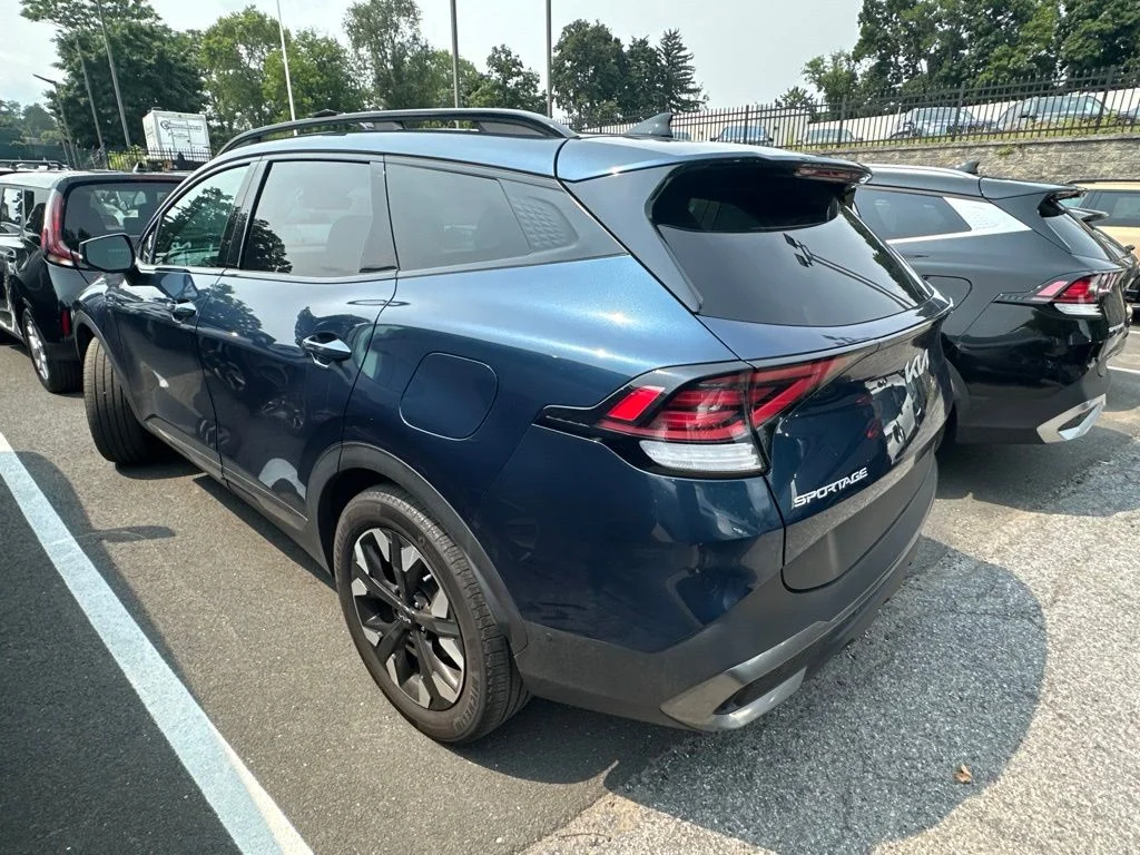Used 2024 Blue Kia X-Line Prestige image 3