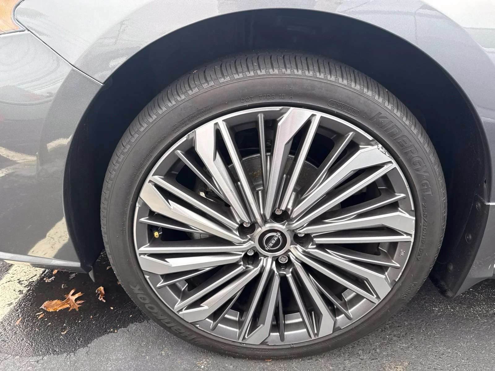 Certified Used 2024 Gun Metallic Nissan 2.5 SL image 15