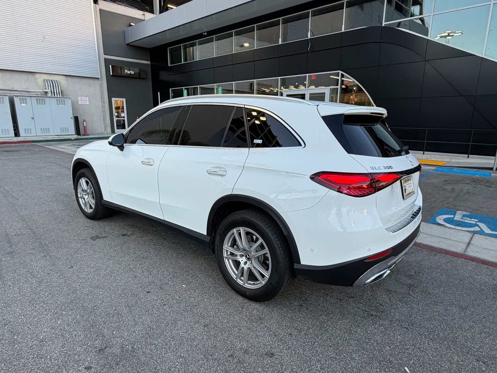 Certified Used 2023 Polar White Mercedes-Benz GLC 300 image 3