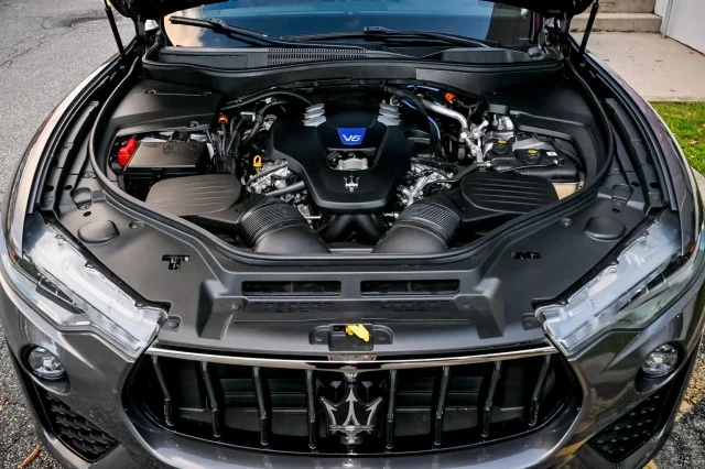 Used 2022 GRAY Maserati Modena image 64