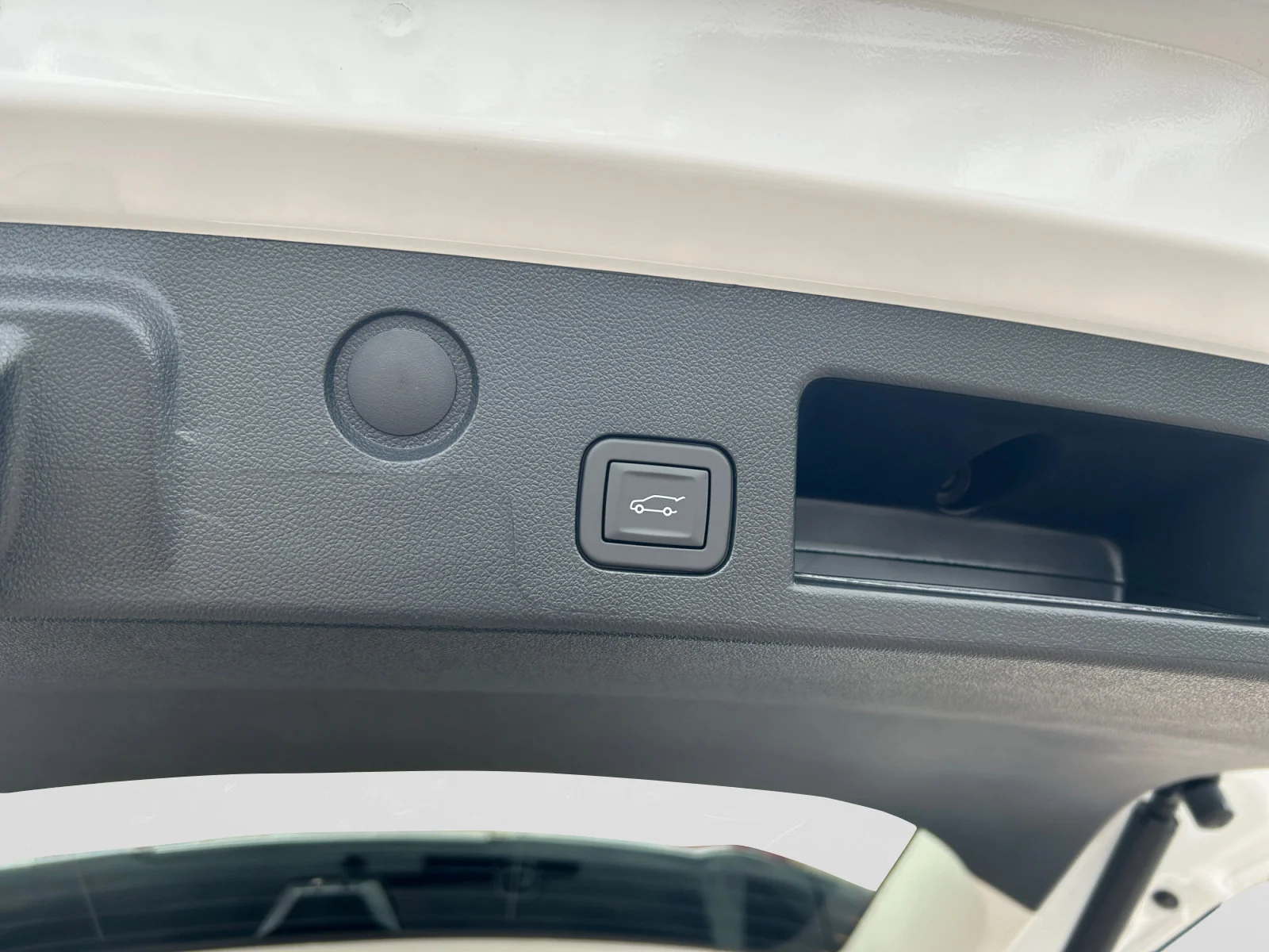 New 2027 Summit White GMC AWD Denali image 11