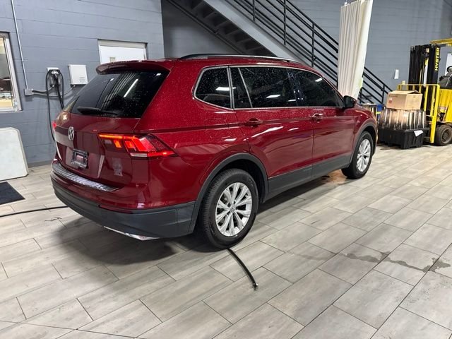 Used 2019 Cardinal Red Metallic Volkswagen 2.0T S image 3