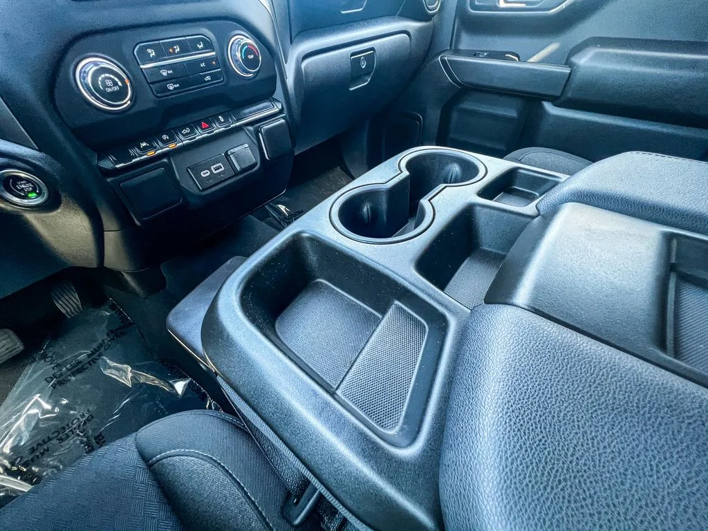 Used 2024 Black Chevrolet Custom image 24