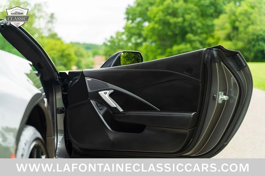 Used 2015 Gray Chevrolet Z06 image 57
