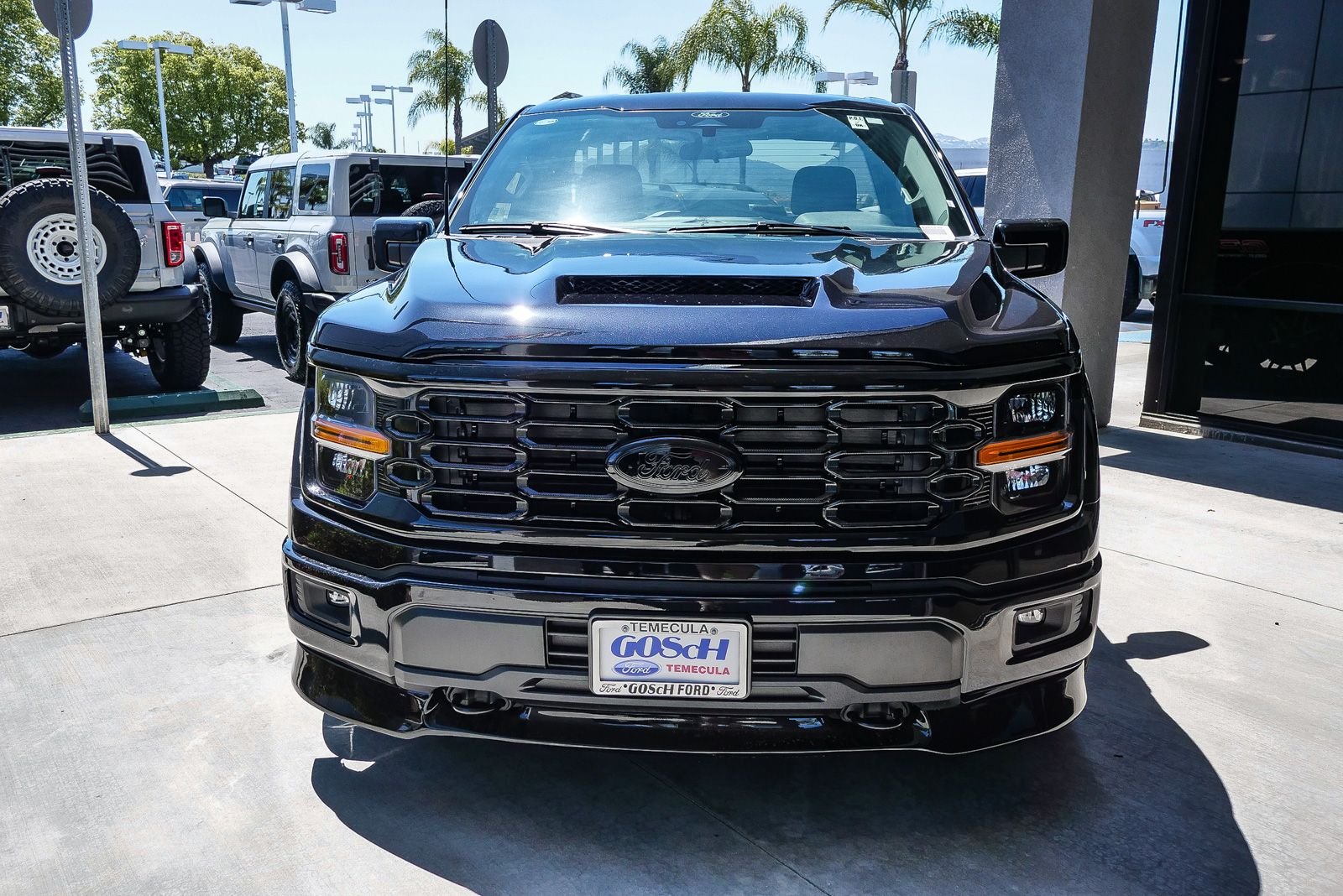 New 2026 Agate Black Metallic Ford XL image 2