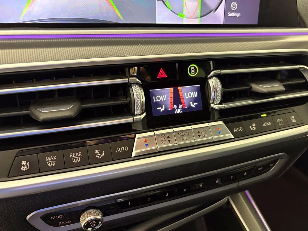 Used 2020 Gray BMW sDrive40i image 32