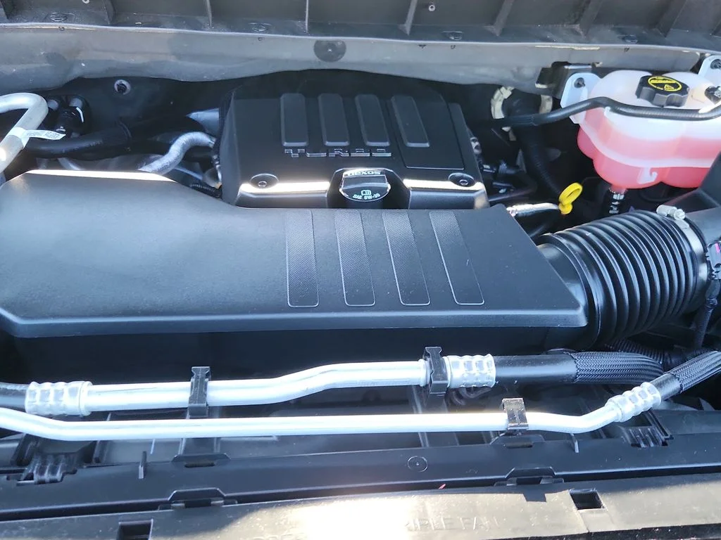 Used 2024 Black Chevrolet Custom image 17