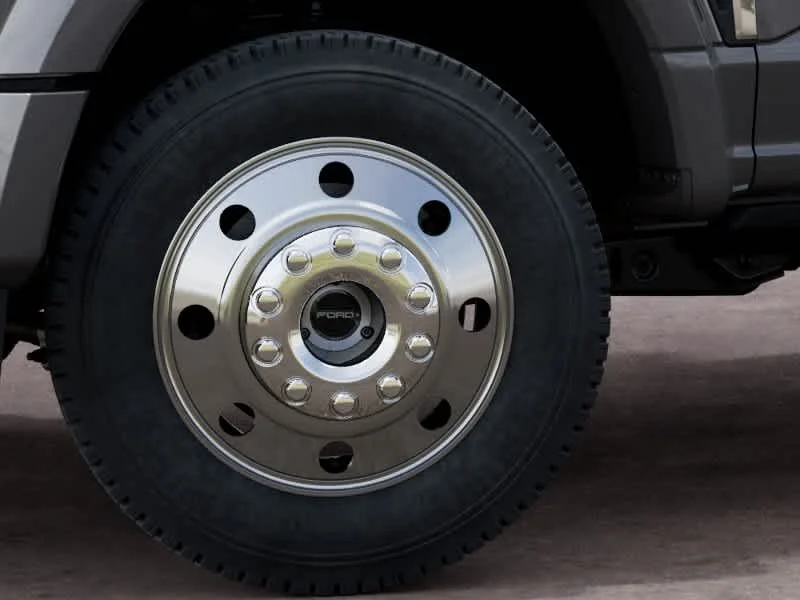 New 2027 Carbonized Gray Metallic Ford F-450® Lariat® image 19
