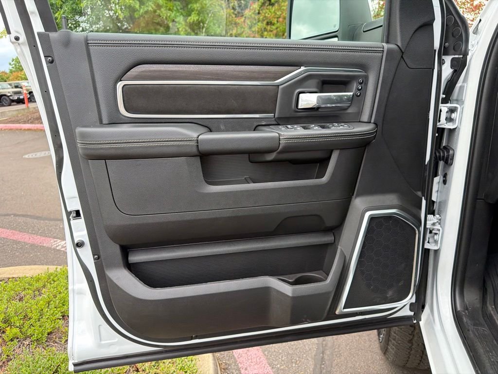 New 2026 Bright White Clear-Coat Exterior Paint RAM Laramie image 11
